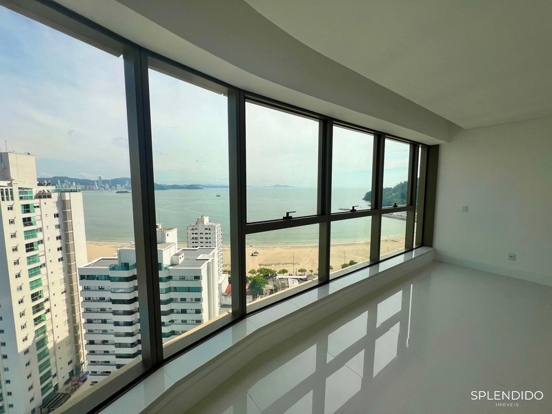 Apartamento no Edifício Yachthouse em Balneário Camboriú: 2ª foto da galeria de imagens do imóvel