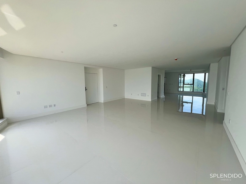 Apartamento no Edifício Yachthouse em Balneário Camboriú: 6ª foto da galeria de imagens do imóvel
