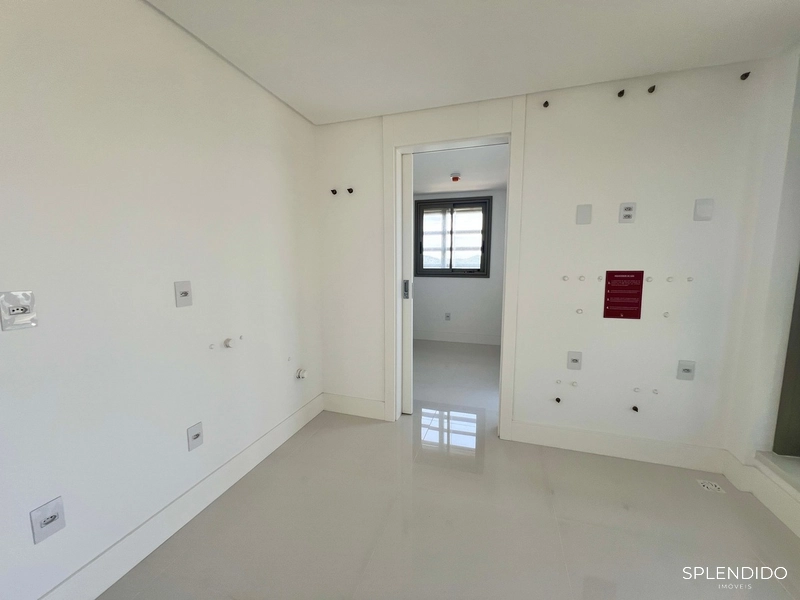 Apartamento no Edifício Yachthouse em Balneário Camboriú: 8ª foto da galeria de imagens do imóvel