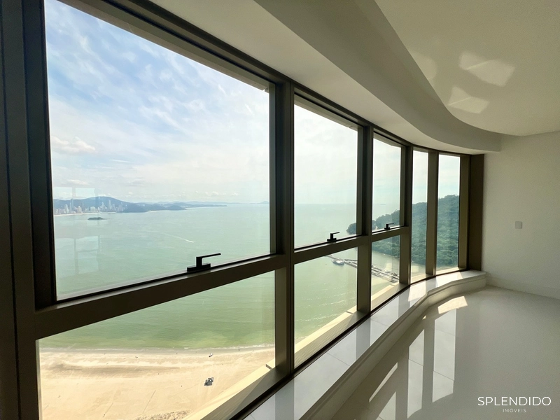 Apartamento no Edifício Yachthouse em Balneário Camboriú: 1ª foto da galeria de imagens do imóvel