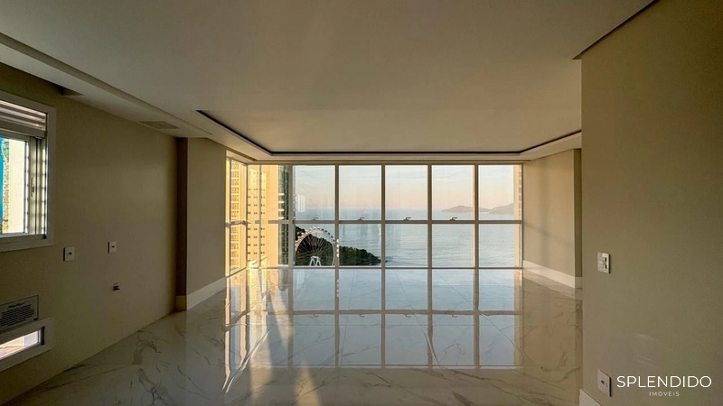 Apartamento no Edifício Skyline em Balneário Camboriú: 2ª foto da galeria de imagens do imóvel