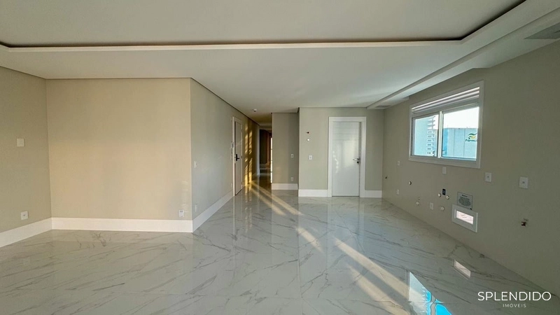 Apartamento no Edifício Skyline em Balneário Camboriú: 7ª foto da galeria de imagens do imóvel