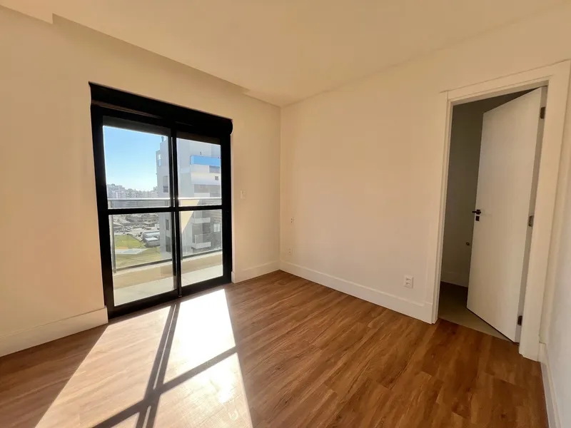 Cobertura Duplex no Edifício JK 399 na Praia Brava: 10ª foto da galeria de imagens do imóvel
