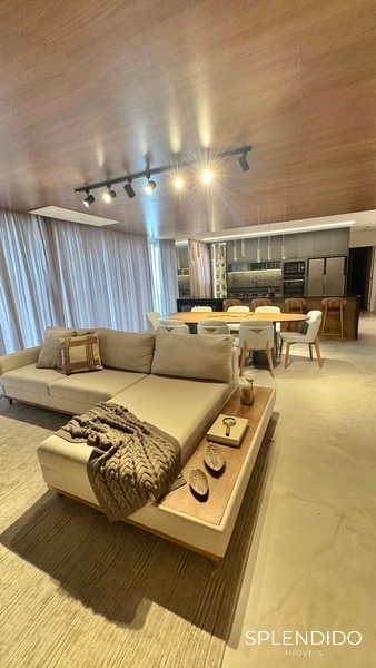 Apartamento no Edifício Le Blanc na Praia Brava: 4ª foto da galeria de imagens do imóvel