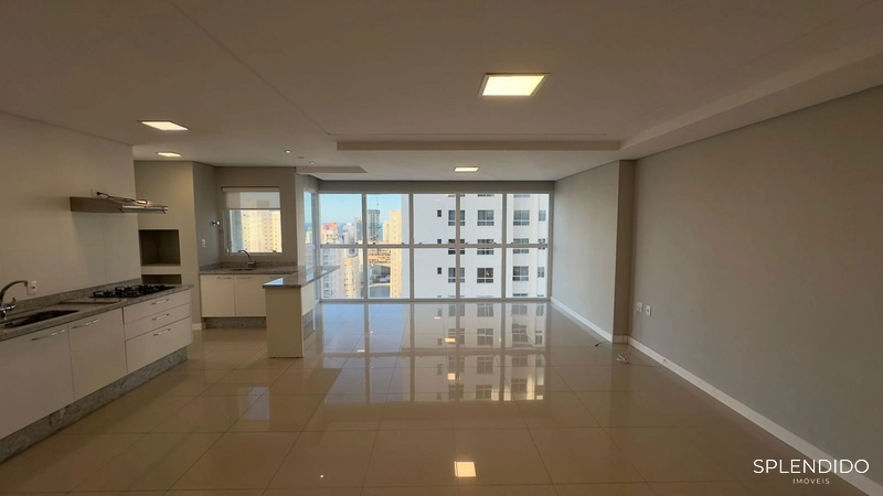 Apartamento no Edifício Edgar Wegner em Balneário Camboriú: 3ª foto da galeria de imagens do imóvel