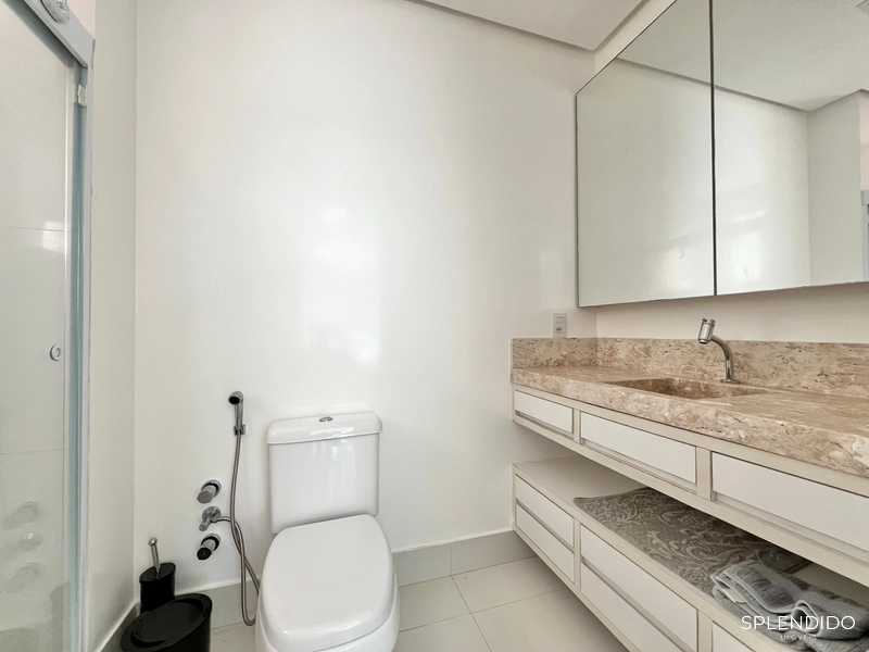 Apartamento no Edifício Le Majestic em Balneário Camboriú: 17ª foto da galeria de imagens do imóvel