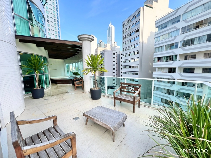 Apartamento no Edifício Le Majestic em Balneário Camboriú: 6ª foto da galeria de imagens do imóvel