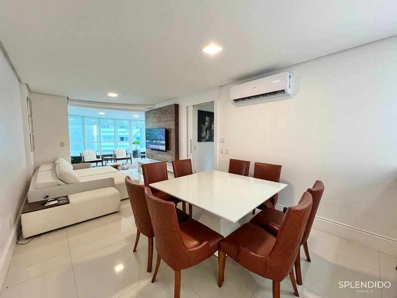 Apartamento no Edifício Le Majestic em Balneário Camboriú: 3ª foto da galeria de imagens do imóvel