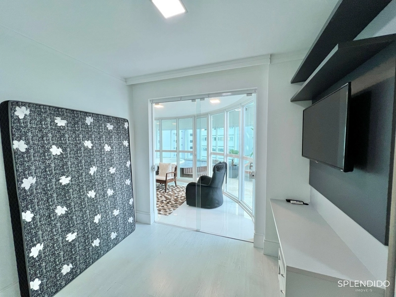 Apartamento no Edifício Le Majestic em Balneário Camboriú: 21ª foto da galeria de imagens do imóvel