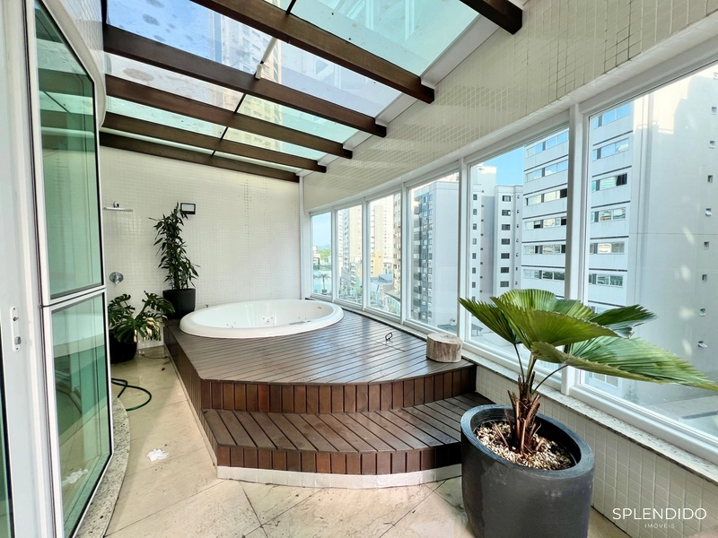 Apartamento no Edifício Le Majestic em Balneário Camboriú: 7ª foto da galeria de imagens do imóvel