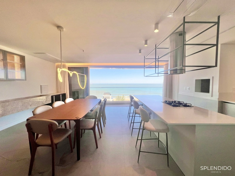 Apartamento no Edifício Le Blanc na Praia Brava: 1ª foto da galeria de imagens do imóvel