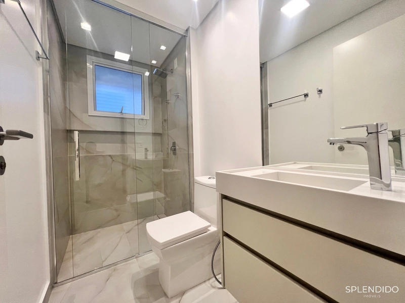 Apartamento no Edifício Le Blanc na Praia Brava: 16ª foto da galeria de imagens do imóvel