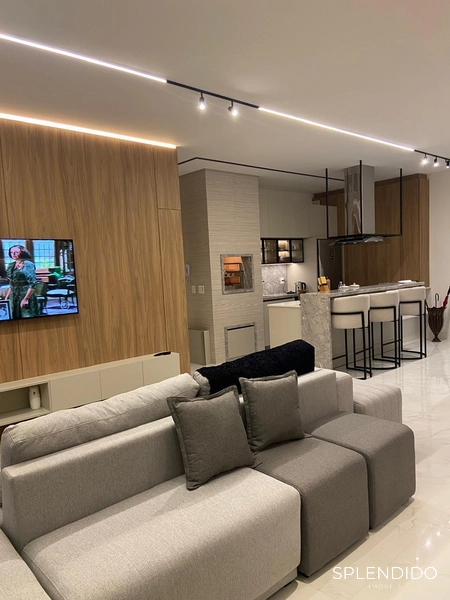 Apartamento no Edifício Florence Garden em Balneário Camboriú: 2ª foto da galeria de imagens do imóvel