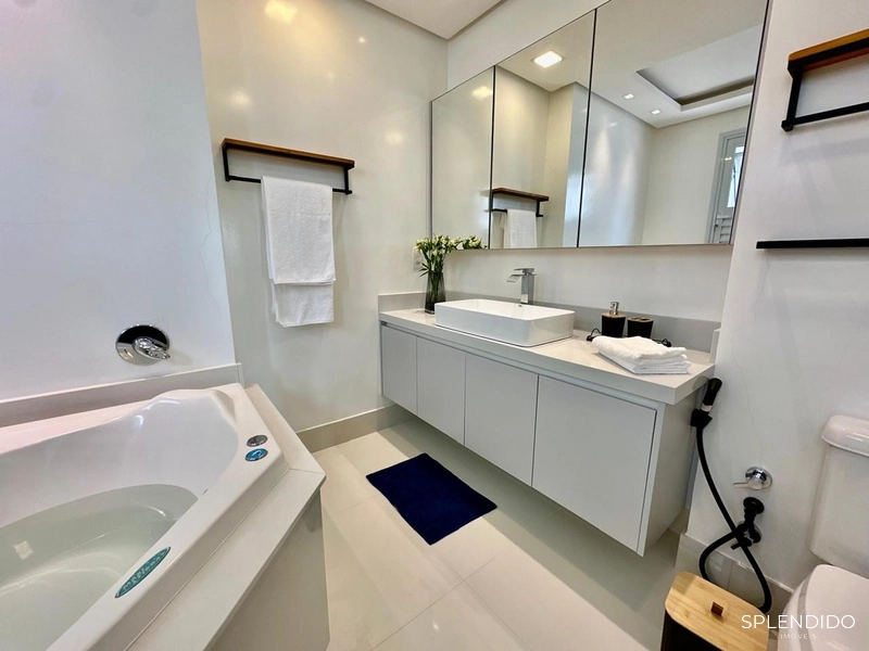 Apartamento Duplex no Edifício Le Majestic em Balneário Camboriú: 24ª foto da galeria de imagens do imóvel