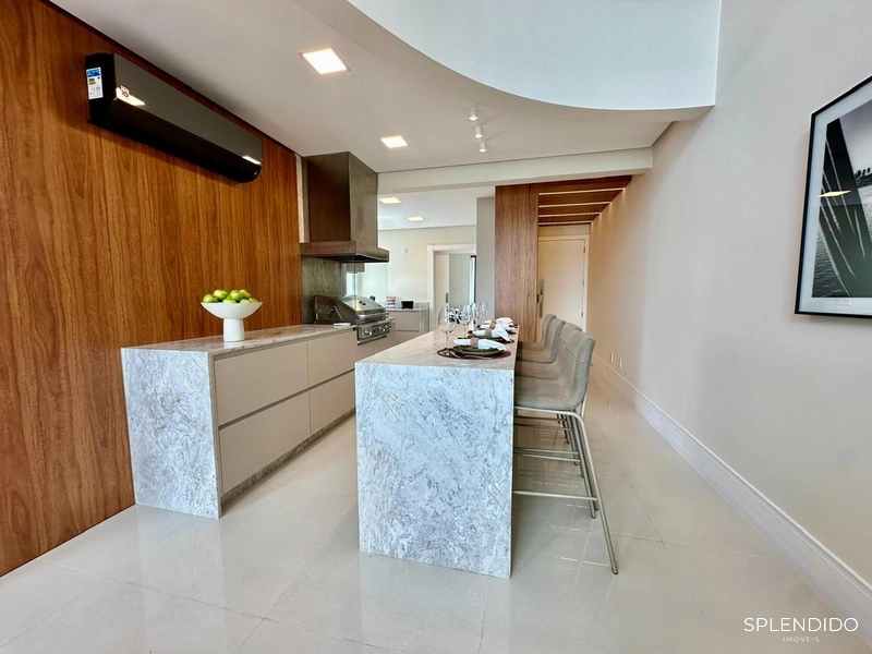 Apartamento Duplex no Edifício Le Majestic em Balneário Camboriú: 8ª foto da galeria de imagens do imóvel