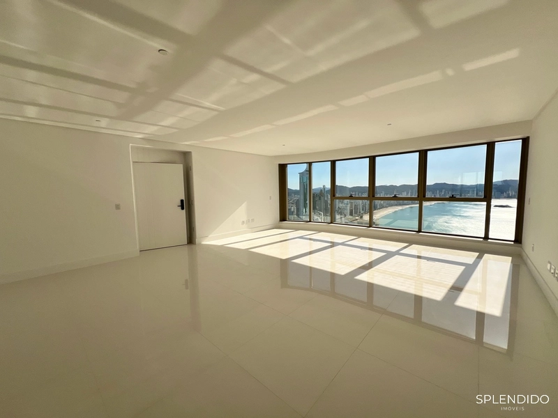 Apartamento no Edifício Yachthouse em Balneário Camboriú: 4ª foto da galeria de imagens do imóvel