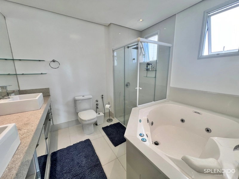Apartamento Duplex no Edifício Le Majestic em Balneário Camboriú: 16ª foto da galeria de imagens do imóvel