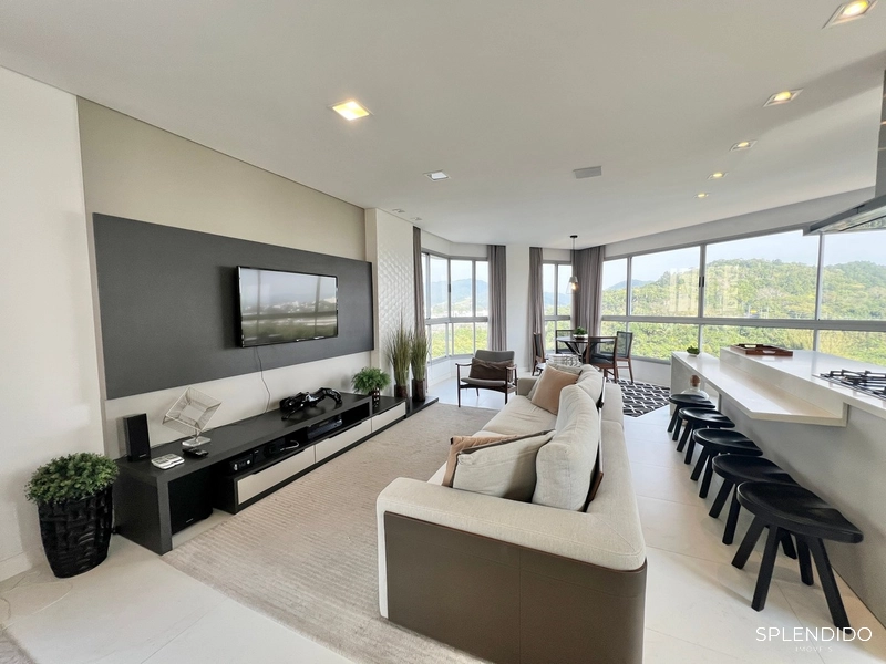 Apartamento no Edifício Sint Maarten em Balneário Camboriú: 2ª foto da galeria de imagens do imóvel