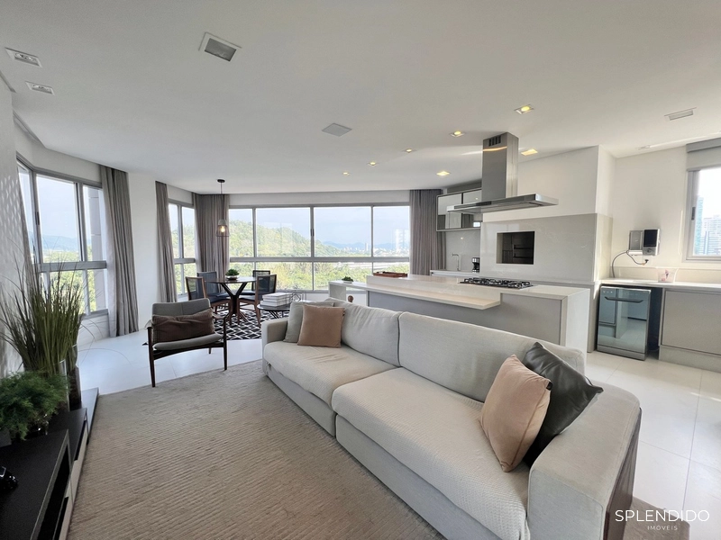 Apartamento no Edifício Sint Maarten em Balneário Camboriú: 1ª foto da galeria de imagens do imóvel