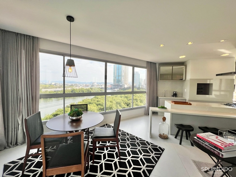 Apartamento no Edifício Sint Maarten em Balneário Camboriú: 3ª foto da galeria de imagens do imóvel