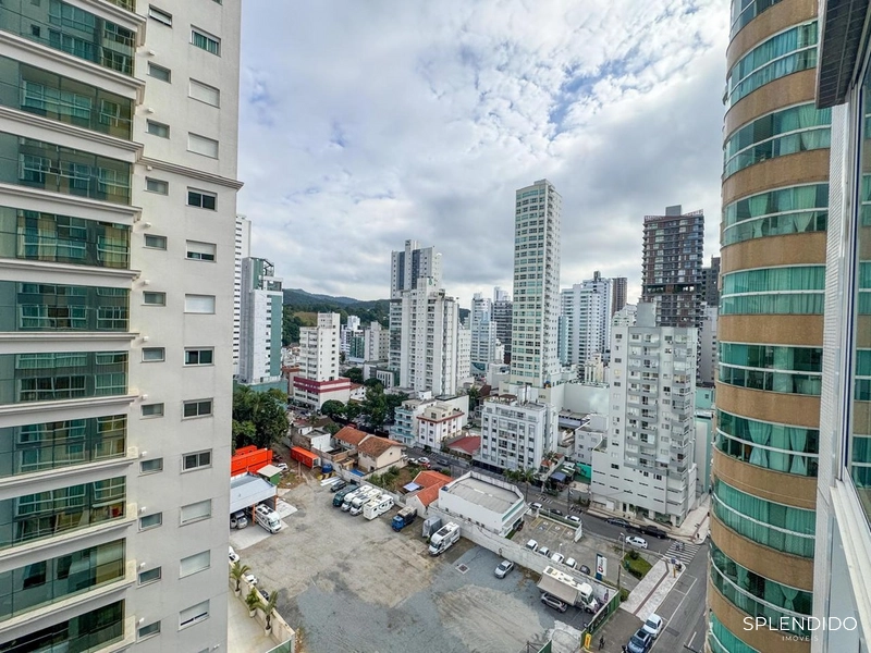 Apartamento no Edifício Torremolinos em Balneário Camboriú: 3ª foto da galeria de imagens do imóvel