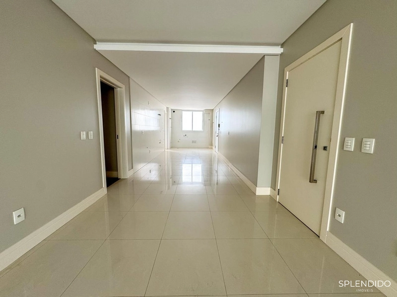 Apartamento no Edifício Torremolinos em Balneário Camboriú: 6ª foto da galeria de imagens do imóvel