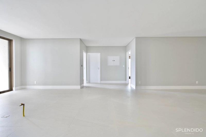 Apartamento no Edifício Ocean Wind na Praia Brava: 4ª foto da galeria de imagens do imóvel