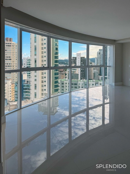Apartamento no Edifício Magnifique Tower em Balneário Camboriú: 3ª foto da galeria de imagens do imóvel