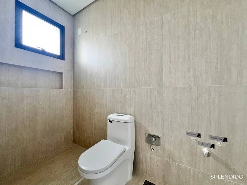 Apartamento no Edifício Hannover em Balneário Camboriú: 8ª foto da galeria de imagens do imóvel