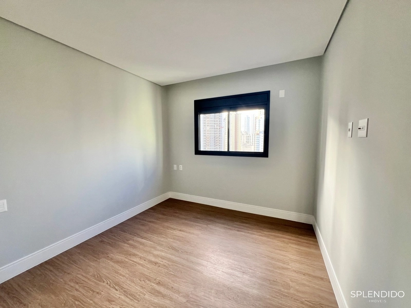 Apartamento no Edifício Hannover em Balneário Camboriú: 7ª foto da galeria de imagens do imóvel