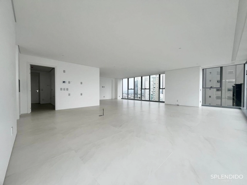 Apartamento no Edifício Copenhagen em Balneário Camboriú: 6ª foto da galeria de imagens do imóvel