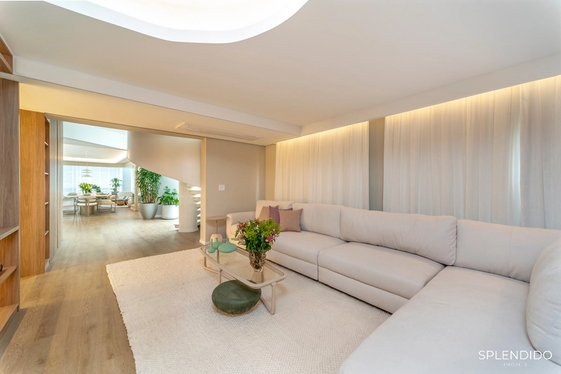Cobertura Duplex no Edifício Theiss Heim em Balneário Camboriú: 3ª foto da galeria de imagens do imóvel
