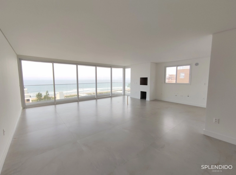 Apartamento de 4 Suítes no Edifício Le Blanc na Praia Brava: 1ª foto da galeria de imagens do imóvel