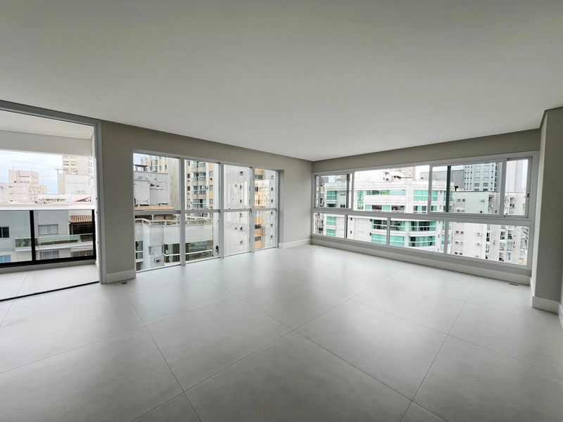 Apartamento no Edifício Cyano Mare em Balneário Camboriú: 1ª foto da galeria de imagens do imóvel