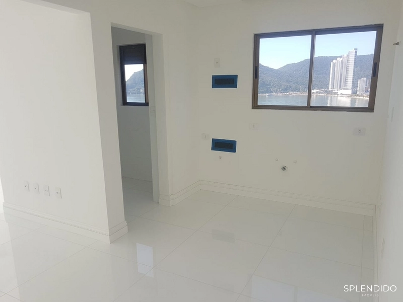 Apartamento Frente Mar no Edifício Vale Dourado em Balneário Camboriú: 9ª foto da galeria de imagens do imóvel