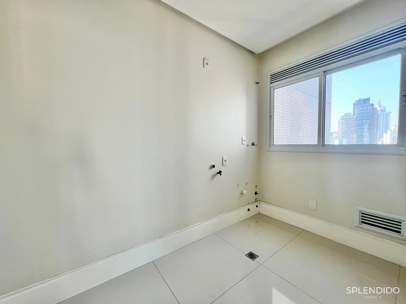 Apartamento Duplex no Edifício Le Majestic em Balneário Camboriú: 7ª foto da galeria de imagens do imóvel