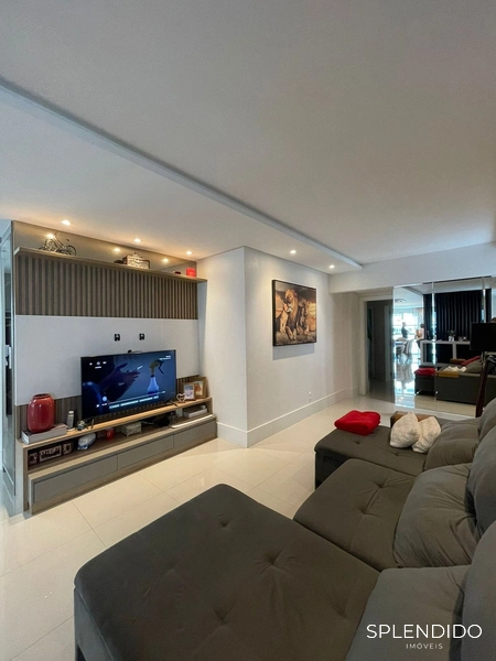 Apartamento no Edifício Elegance Tower em Balneário Camboriú: 2ª foto da galeria de imagens do imóvel