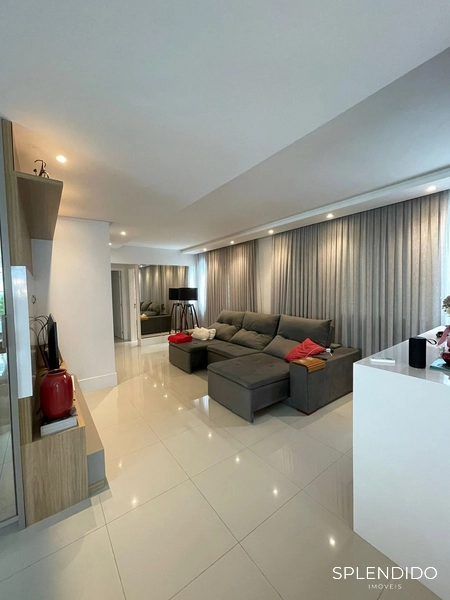 Apartamento no Edifício Elegance Tower em Balneário Camboriú: 3ª foto da galeria de imagens do imóvel