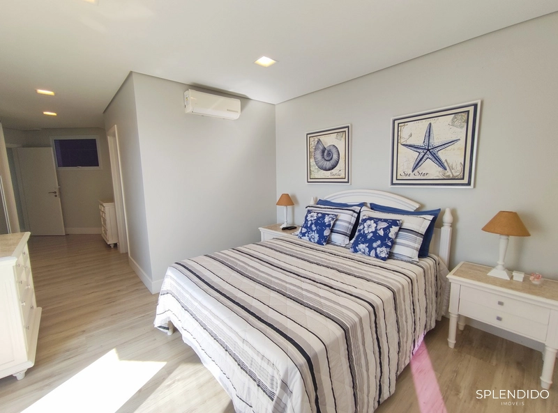 Apartamento de Frente para o Mar, Mobiliado e Decorado na Praia Brava: 29ª foto da galeria de imagens do imóvel
