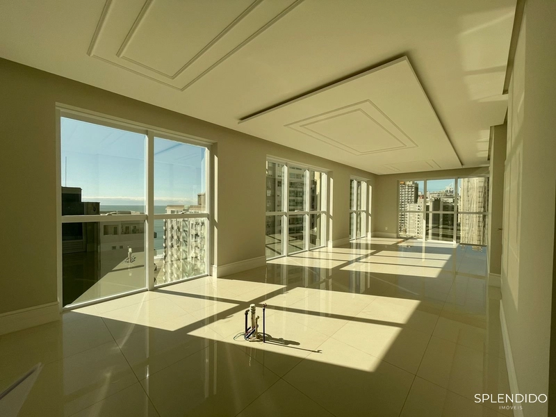 Apartamento no Edifício Le Visage Divinité em Balneário Camboriú: 1ª foto da galeria de imagens do imóvel