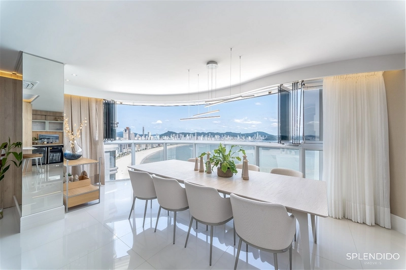 Apartamento Frente Mar de 4 Suítes no Ibiza Towers - Balneário Cambori: 5ª foto da galeria de imagens do imóvel