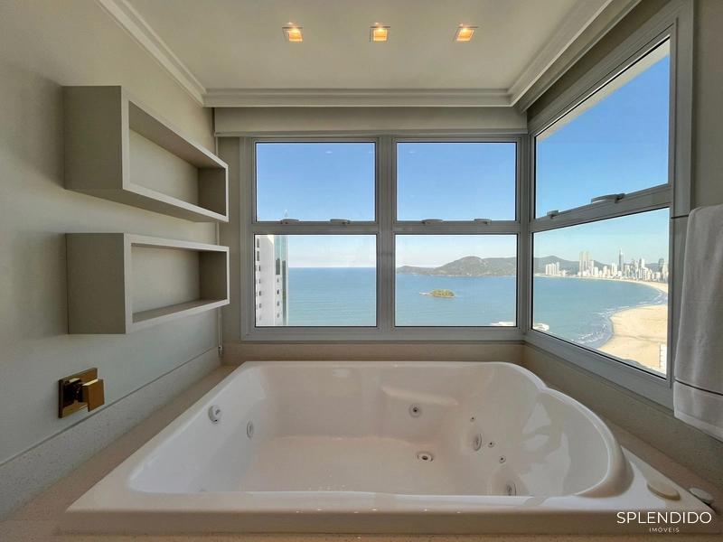 Apartamento no Edifício Eleganza Tower em Balneário Camboriú: 23ª foto da galeria de imagens do imóvel