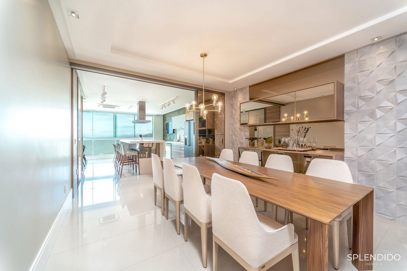 Apartamento no Edifício Metrópolis em Balneário Camboriú: 3ª foto da galeria de imagens do imóvel