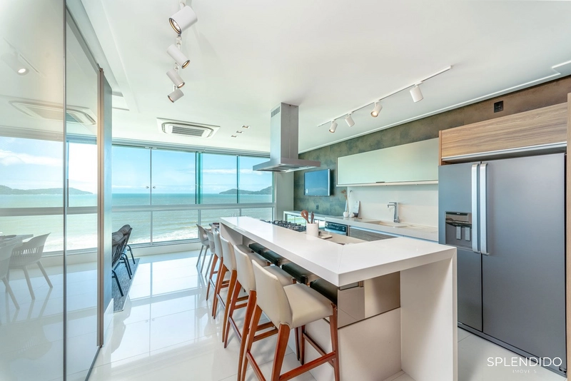 Apartamento no Edifício Metrópolis em Balneário Camboriú: 4ª foto da galeria de imagens do imóvel