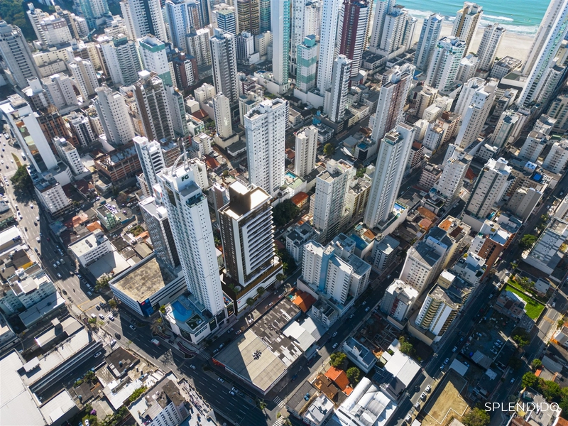 Cobertura Duplex no Edifício Torre D´Aquino em Balneário Camboriú: 3ª foto da galeria de imagens do imóvel