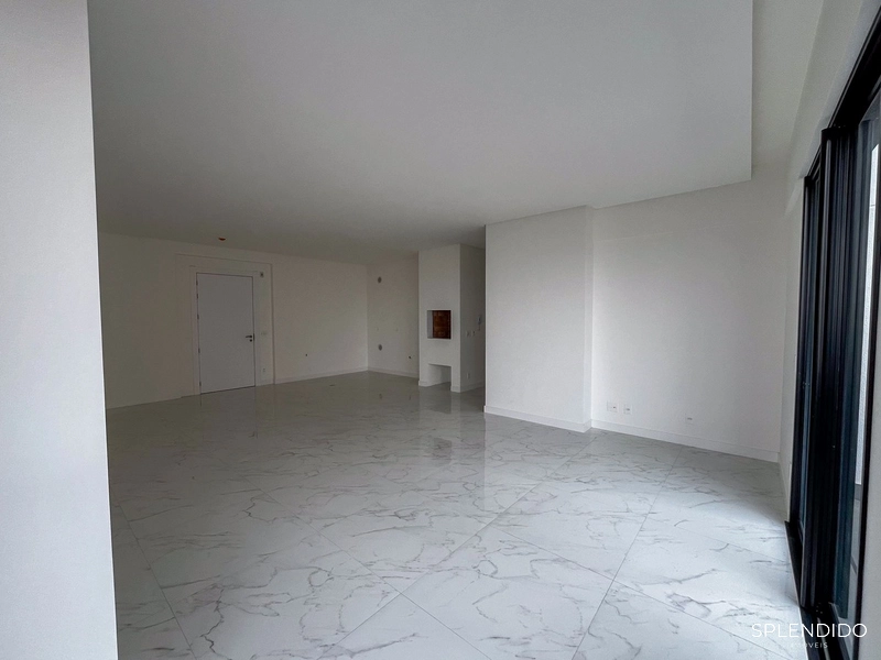 Apartamento Garden no Edifício Florence Garden em Balneário Camboriú: 3ª foto da galeria de imagens do imóvel
