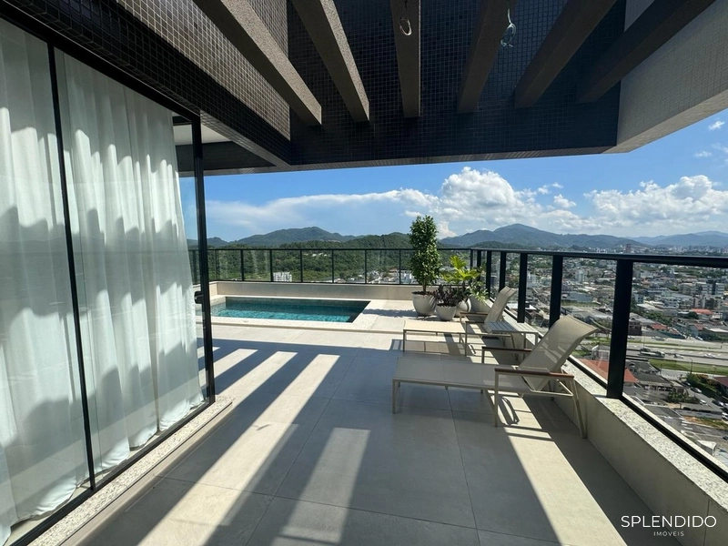 Cobertura Duplex no Edifício Porto Rotterdam em Balneário Camboriú: 3ª foto da galeria de imagens do imóvel