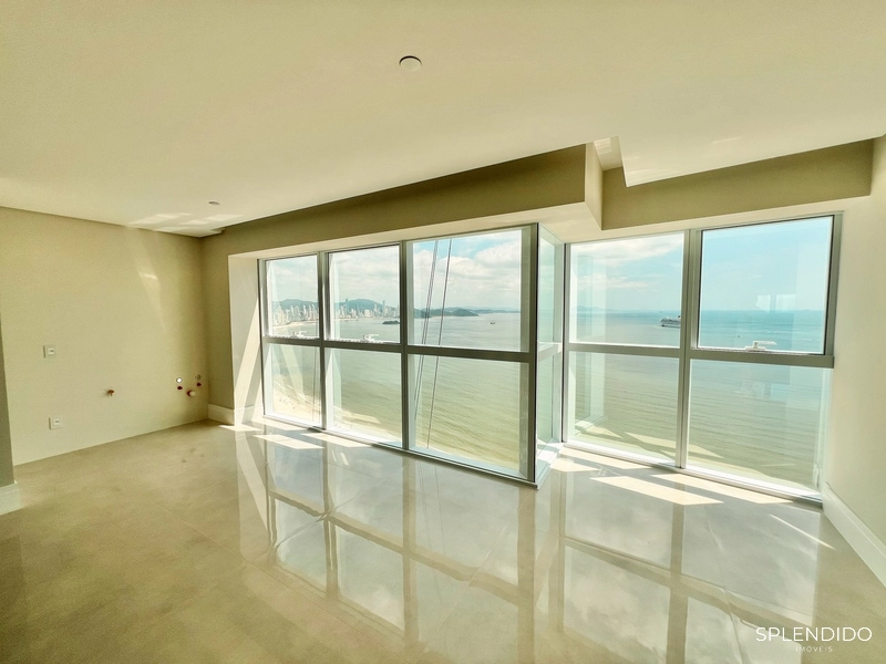 Apartamento no Edifício One Tower em Balneário Camboriú: 1ª foto da galeria de imagens do imóvel