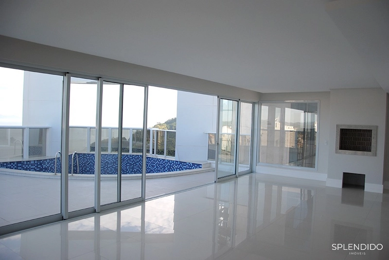 Cobertura Duplex no Ibiza Towers em Balneário Camboriú: 1ª foto da galeria de imagens do imóvel