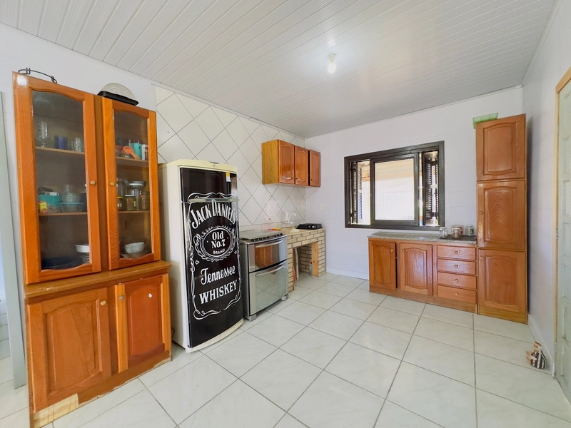 EXCELENTE CASA EM MADEIRA DE PRAIA REGIÃO DE MORADORES: 11ª foto da galeria de imagens do imóvel